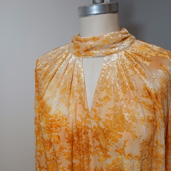 NWT Cato The Avenue Gold Nugget Blouse Size 14/16 - Picture 2 of 10